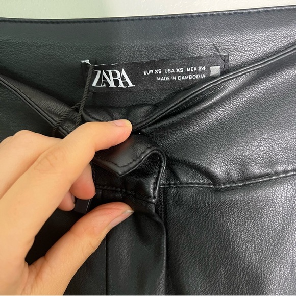 New w/out tags EDGY ZARA Black Leather PLEATED MAXI Skirt xs or 00 - Picture 4 of 6